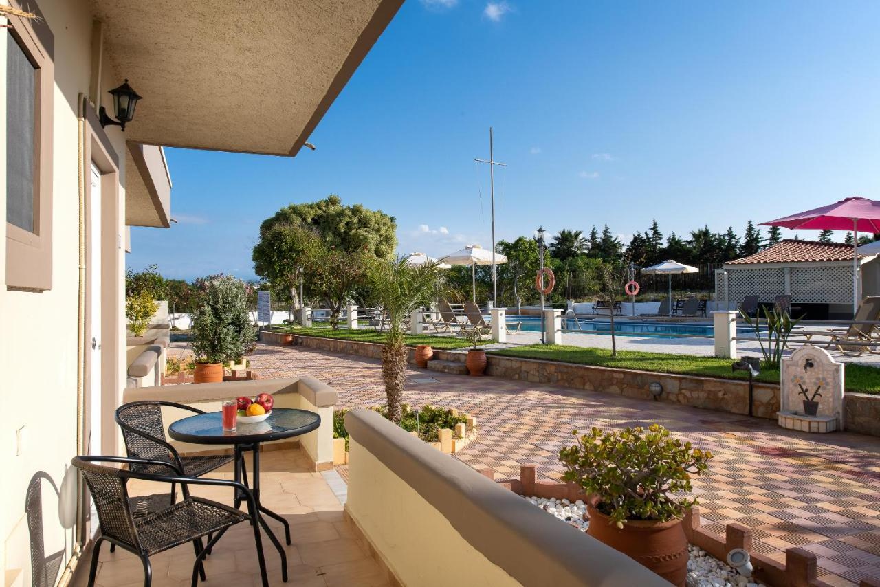 Daydream Hill Hotel Stavros  Exterior photo