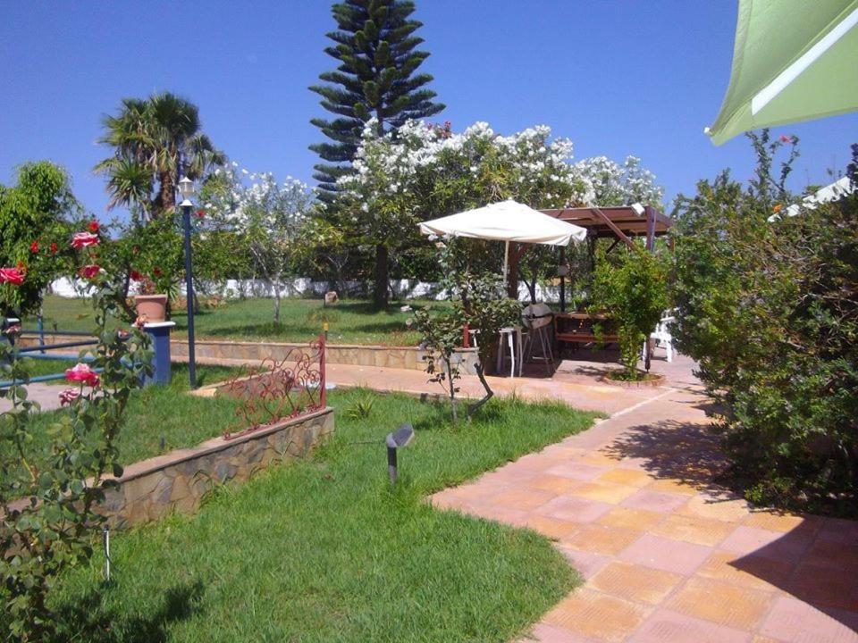 Daydream Hill Hotel Stavros  Exterior photo